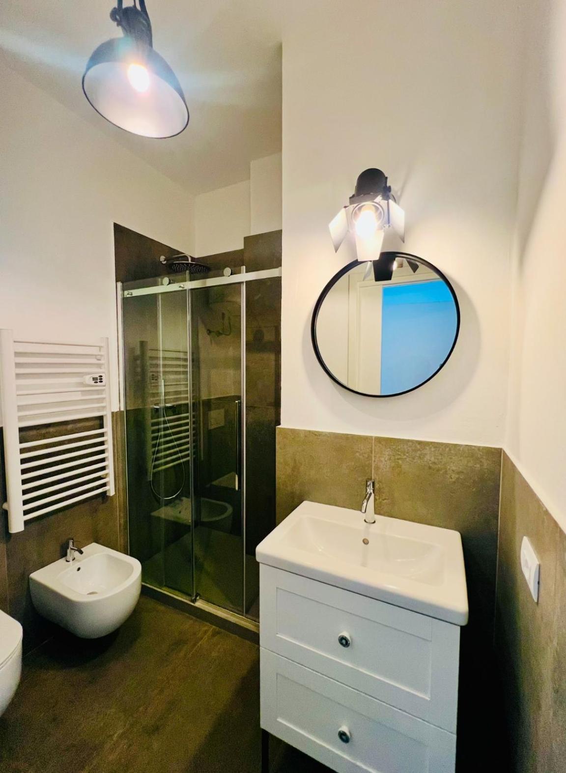 3 In Navigli Center Close To The Metro With Parking Appartement Milan