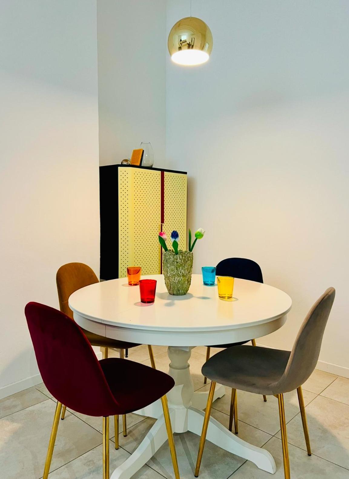 3 In Navigli Center Close To The Metro With Parking Milan