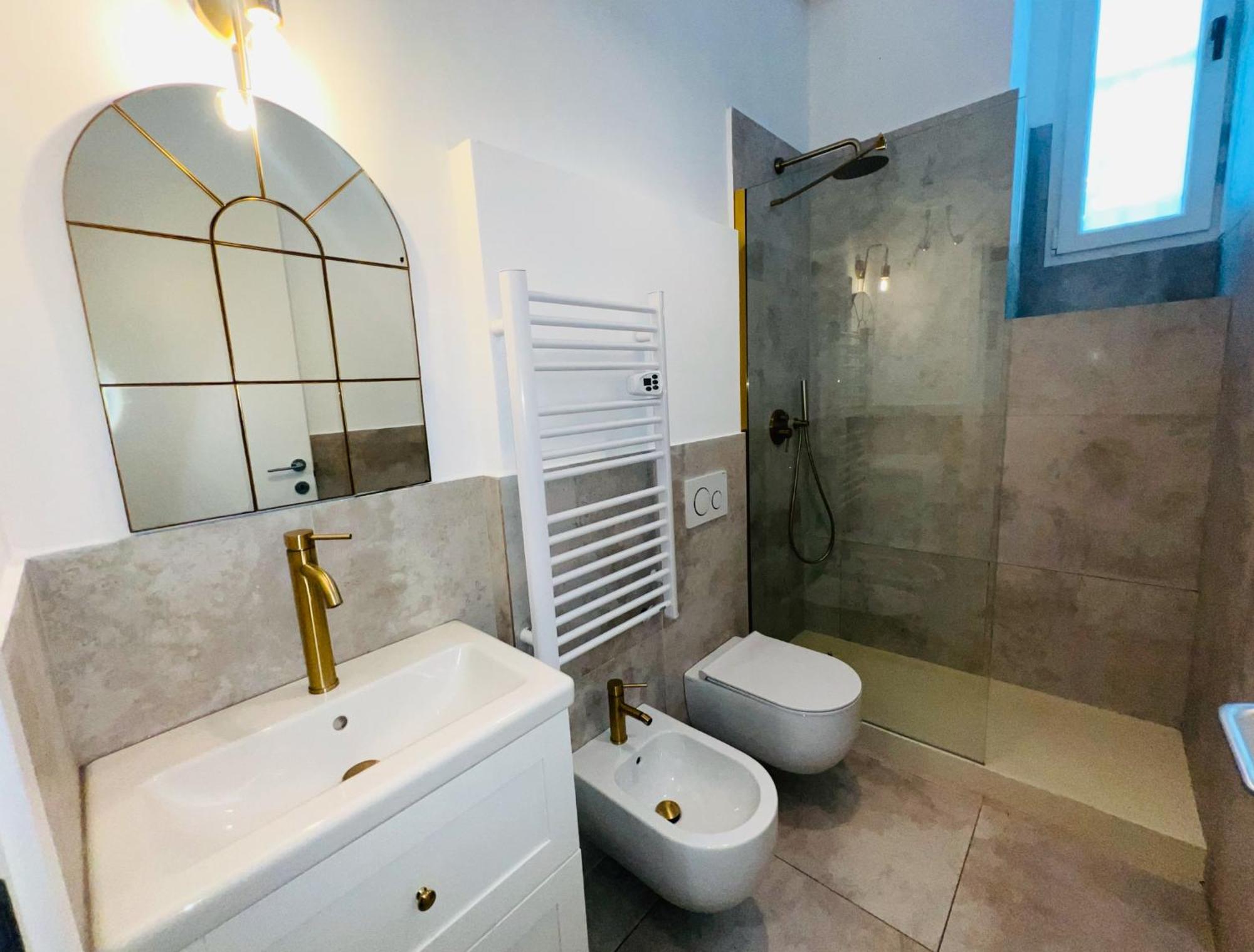 Appartement 3 In Navigli Center Close To The Metro With Parking *